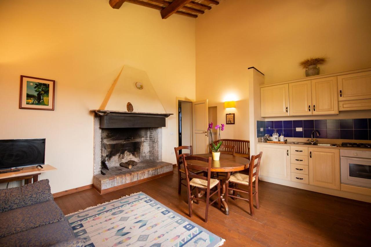 Agriturismo Lago Di Mezzano Valentano Exterior foto