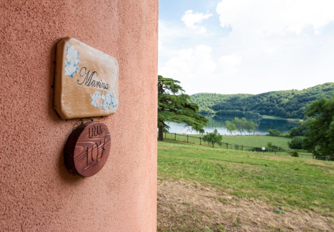 Agriturismo Lago Di Mezzano Valentano Exterior foto
