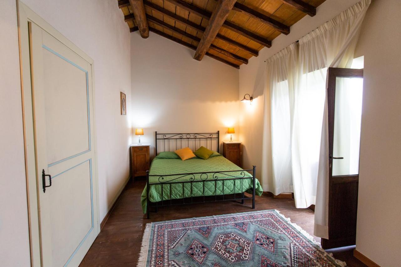 Agriturismo Lago Di Mezzano Valentano Exterior foto