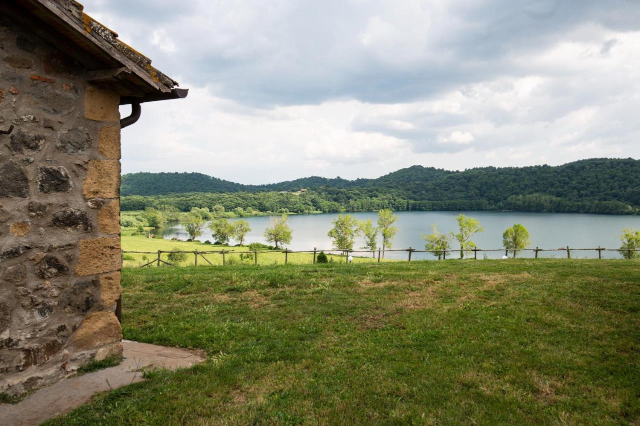 Agriturismo Lago Di Mezzano Valentano Exterior foto